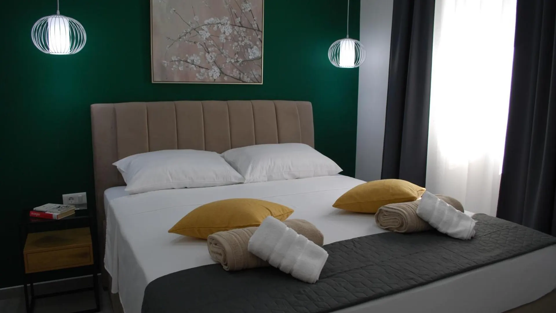 Hollywood Apartment 斯维蒂佩塔